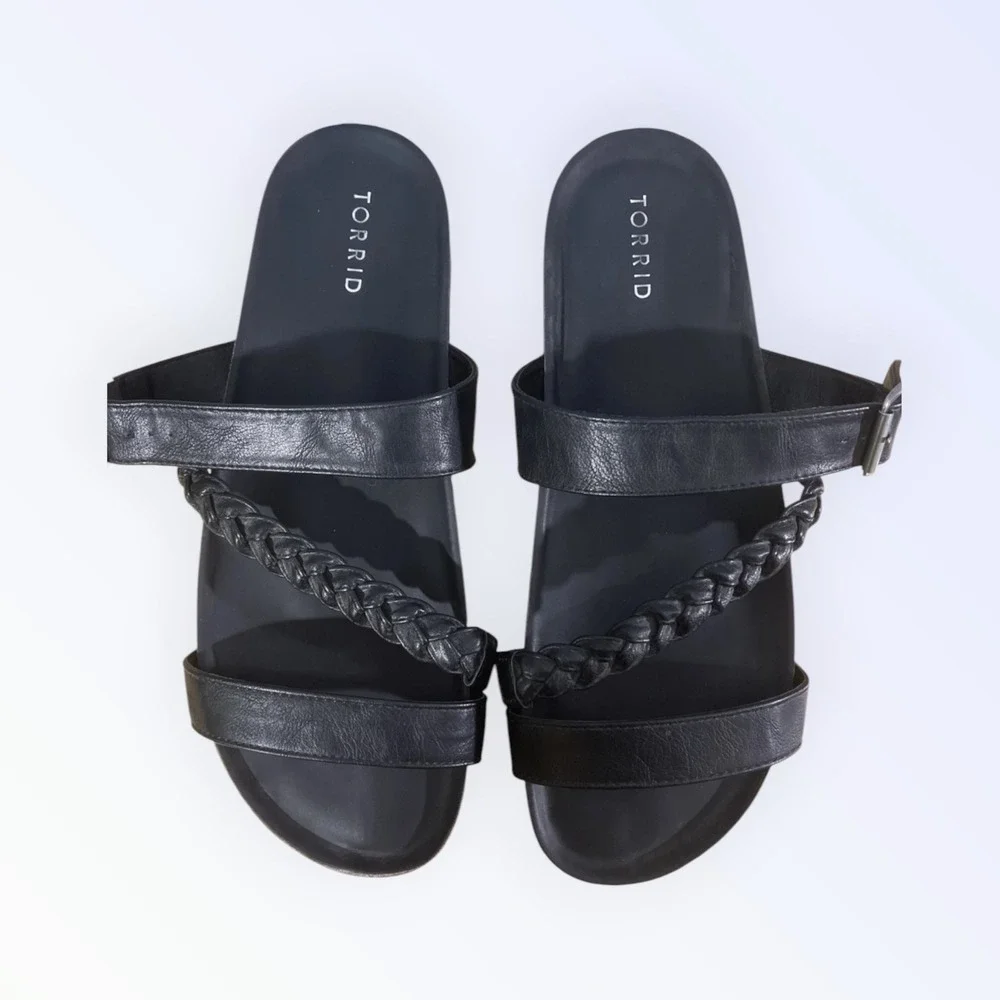 TORRID Sandals Mens Size 9 Black Strappy Style‎ S1-26